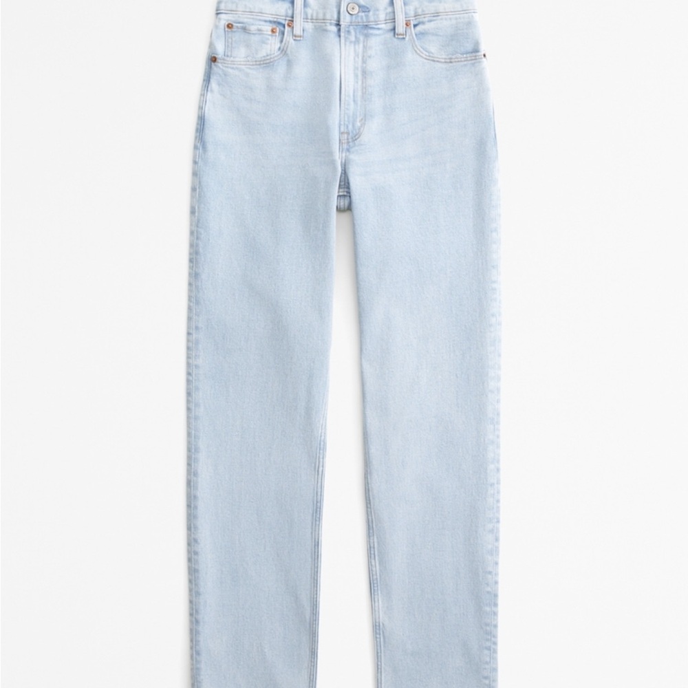 Abercrombie & Fitch High Rise Ankle Mom Jean